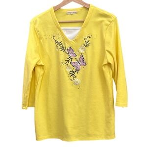 Margaux & Lexi Yellow Butterfly Embroidered V Neck 3/4 Sleeve Top Size L